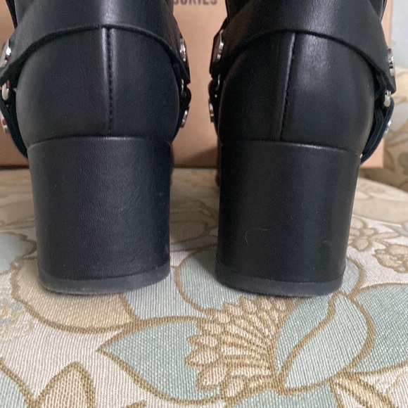 Zadig & Voltaire Trouble EUC black all leather bootie Sz 39 - Picture 4 of 6